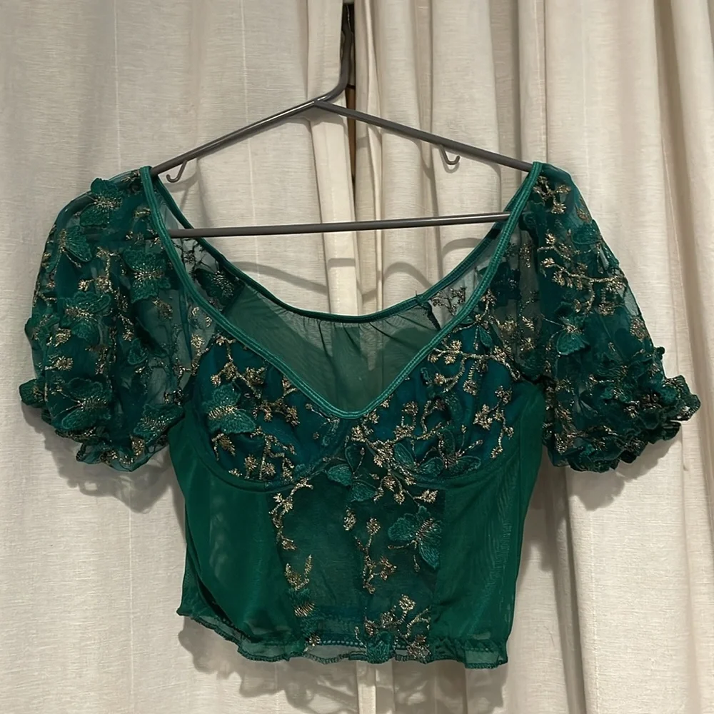 SHEIN Green Embroidered Mesh Crop Top - Picture 3 of 3